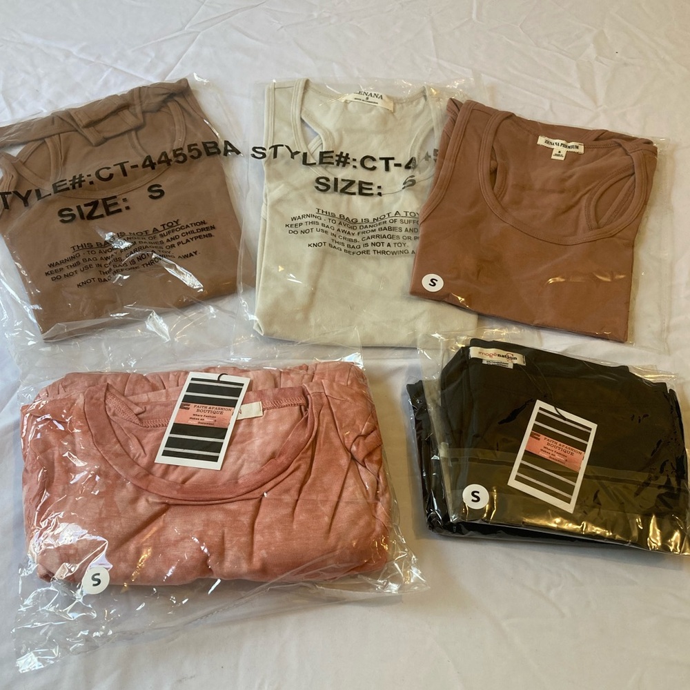 NWT 6 Item Bundle Casual & Comfy Women’s Loungewear Sets Size Small
